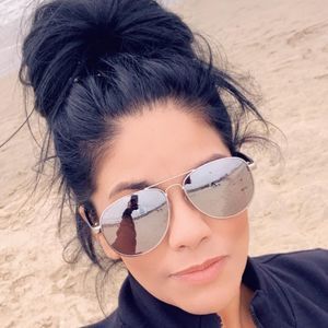 Meet your Posher, Shelly